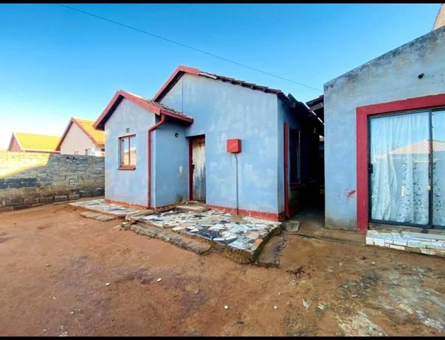 2 BEDROOM HOUSE FOR SALE IN PROTEA GLEN